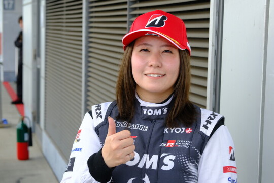 ポールポジションを獲得した斎藤愛未(SCS TEAM TOM'S)