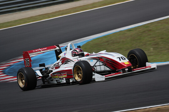 予選9位、グランドジェントルマンクラスポールポジションは松本隆行（SHOUEI☆ミスト）