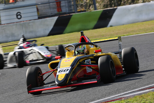 決勝2位は熊谷憲太(OTG DL F4 CHALLENGE) 決勝2位は熊谷憲太(OTG DL F4 CHALLENGE)
