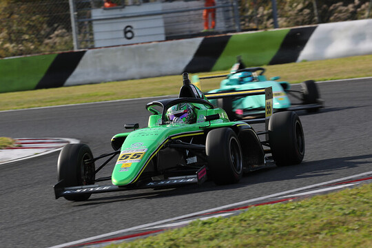 優勝はKENTARO(baum beauty clinic) 優勝はKENTARO(baum beauty clinic)