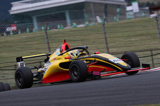 チャンピオンクラス:第11戦予選2位、第12戦ポールポジションは熊谷憲太(OTG DL F4 CHALLENGE) チャンピオンクラス:第11戦予選2位、第12戦ポールポジションは熊谷憲太(OTG DL F4 CHALLENGE)