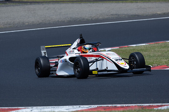 チャンピオンクラス:第3戦、第4戦とも予選2位は武藤雅奈(TGR-DC RS F4) チャンピオンクラス:第3戦、第4戦とも予選2位は武藤雅奈(TGR-DC RS F4)