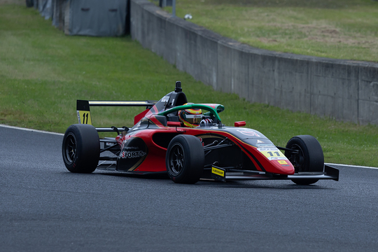 インディペンデントクラス:決勝3位は植田正幸(Rn-sports MCS4) インディペンデントクラス:決勝3位は植田正幸(Rn-sports MCS4)