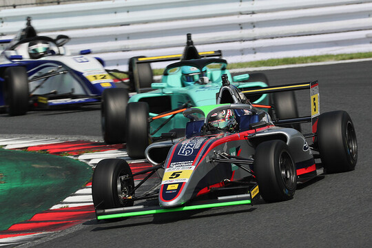 インディペンデントクラス:優勝はHIROBON(TEAM 5ZIGEN F4) インディペンデントクラス:優勝はHIROBON(TEAM 5ZIGEN F4)