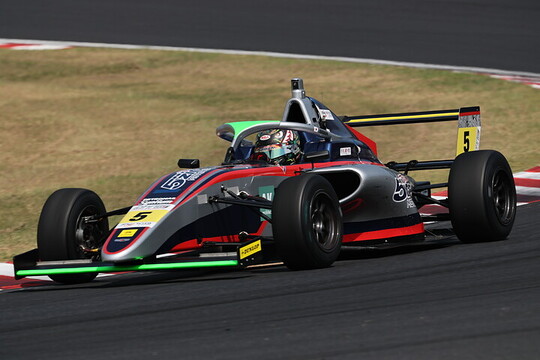 インディペンデントクラス：優勝はHIROBON（TEAM 5ZIGEN F4）