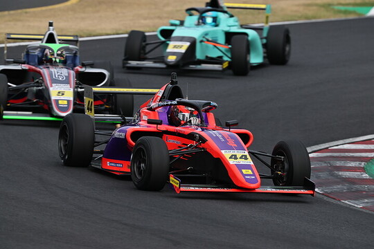 インディペンデントクラス:優勝は今田信宏(JMS RACING with B-MAX) インディペンデントクラス:優勝は今田信宏(JMS RACING with B-MAX)
