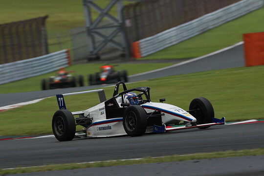 FJ1500:決勝3位は光山勇正(Fガレージ丸和精光KK-F) FJ1500:決勝3位は光山勇正(Fガレージ丸和精光KK-F)