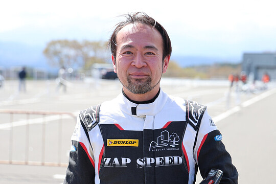 決勝5位、ジェントルマンクラス優勝の野口伸周(野口商會ZAP 10V ED) 決勝5位、ジェントルマンクラス優勝の野口伸周(野口商會ZAP 10V ED)