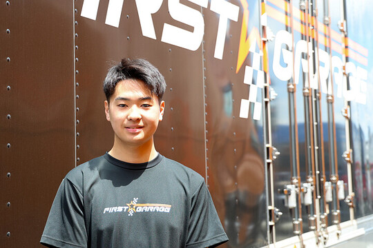 FJ1500：ポールポジションの酒井翔太（ファーストガレージ）