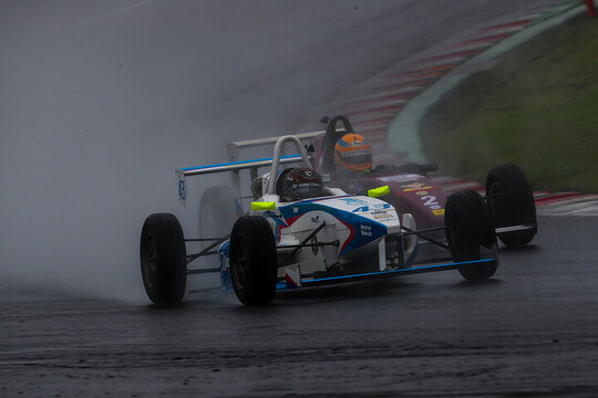 S-FJ:決勝3位は大川烈弥(B-Auto&TAKE FIRST) S-FJ:決勝3位は大川烈弥(B-Auto&TAKE FIRST)