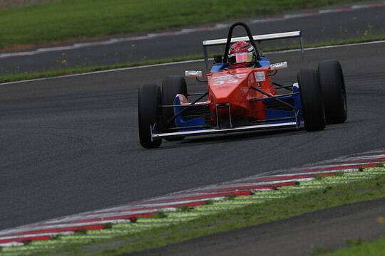 S-FJ:予選2位は小林留魁(アルビ新潟第一ホテルGIA ED) S-FJ:予選2位は小林留魁(アルビ新潟第一ホテルGIA ED)