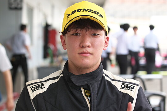 FJ1500:優勝した宮本颯斗(MYST制動屋KK-F) FJ1500:優勝した宮本颯斗(MYST制動屋KK-F)