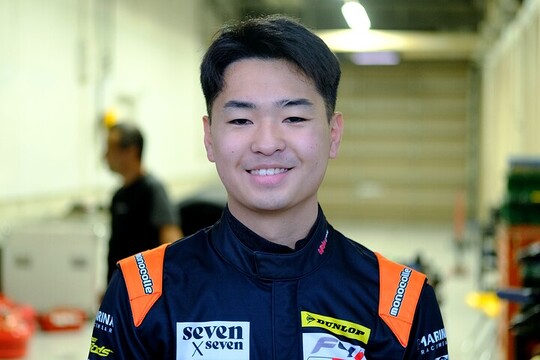 FJ1500:優勝してチャンピオンを決めた酒井翔太(ファーストガレージ) FJ1500:優勝してチャンピオンを決めた酒井翔太(ファーストガレージ)