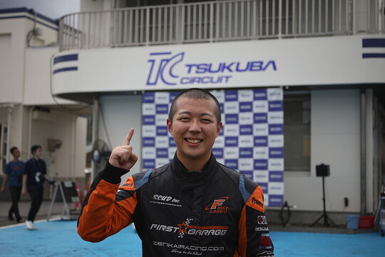 FJ1500:優勝した石井大雅(ファーストガレージKK-F) FJ1500:優勝した石井大雅(ファーストガレージKK-F)