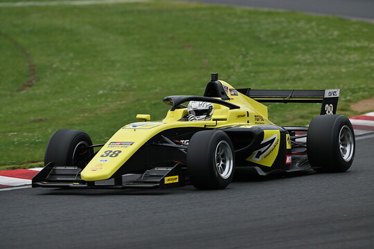 予選武藤雅奈(マツモトキヨシ TOM\'S TGR-DC FR)6位は 予選武藤雅奈(マツモトキヨシ TOM\'S TGR-DC FR)6位は