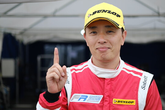 マスタークラス優勝のAKITA(ACR Formula R) マスタークラス優勝のAKITA(ACR Formula R)