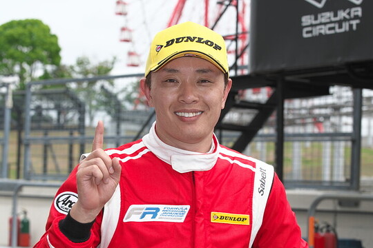 マスタークラス優勝のAKITA(ABBEY RACING) マスタークラス優勝のAKITA(ABBEY RACING)