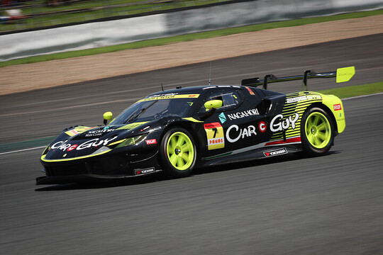 公式練習:GT300クラス4位はCARGUY Ferrari 296 GT3 EVO(ザック・オサリバン/梅垣清) 公式練習:GT300クラス4位はCARGUY Ferrari 296 GT3 EVO(ザック・オサリバン/梅垣清)