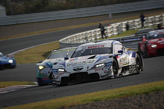 GT500クラス:決勝2位はKeePer CERUMO GR Supra(大湯都史樹/小林利徠斗) GT500クラス:決勝2位はKeePer CERUMO GR Supra(大湯都史樹/小林利徠斗)
