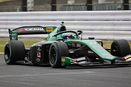 優勝はサッシャ・フェネストラズ(VANTELIN TOM\'S SF23) 優勝はサッシャ・フェネストラズ(VANTELIN TOM\'S SF23)