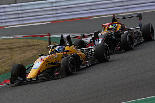 決勝3位はエヴァン・ジルテール（ART Grand Prix with B-MAX）