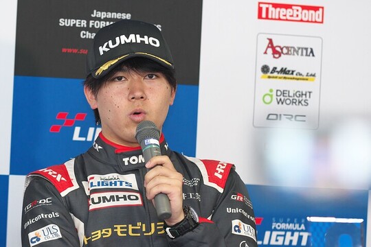 決勝記者会見:3位の梅垣清(TOM\'S) 決勝記者会見:3位の梅垣清(TOM\'S)