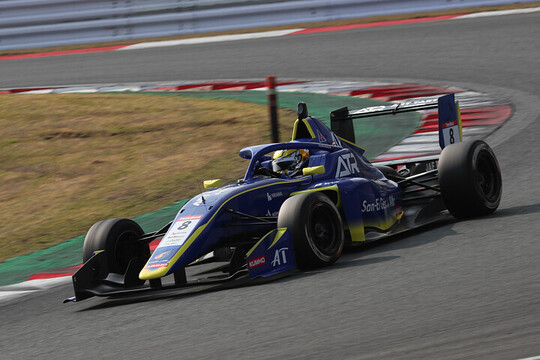 マスタークラス決勝3位は清水康弘(ART TASTE RACING 324) マスタークラス決勝3位は清水康弘(ART TASTE RACING 324)