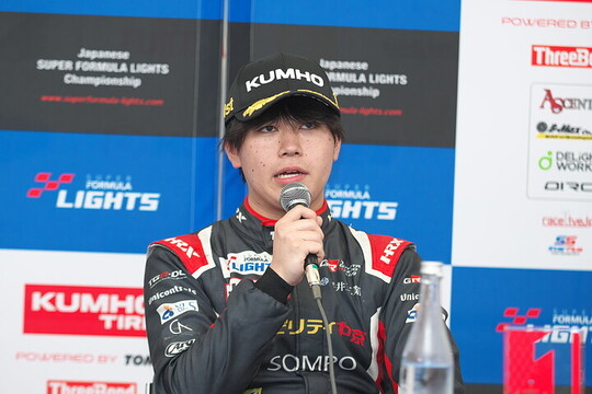 決勝記者会見:梅垣清(TOM\'S) 決勝記者会見:梅垣清(TOM\'S)