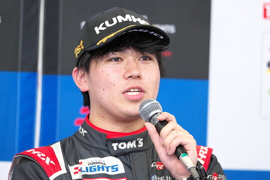 決勝記者会見:優勝した梅垣清(TOM\'S) 決勝記者会見:優勝した梅垣清(TOM\'S)