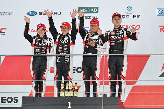 ST-USAクラスの表彰式