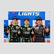 決勝フォトセッション：トップ3のドライバーたち